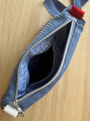 "Flickenwerk II/5" (jeansblau) - ALICE IM WUNDERLAND